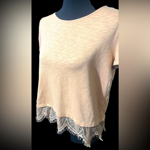 Forever 21 Eyelash Lace Short Sleeve Light Orange/Peach Top Women’s Size Medium - Picture 3 of 14